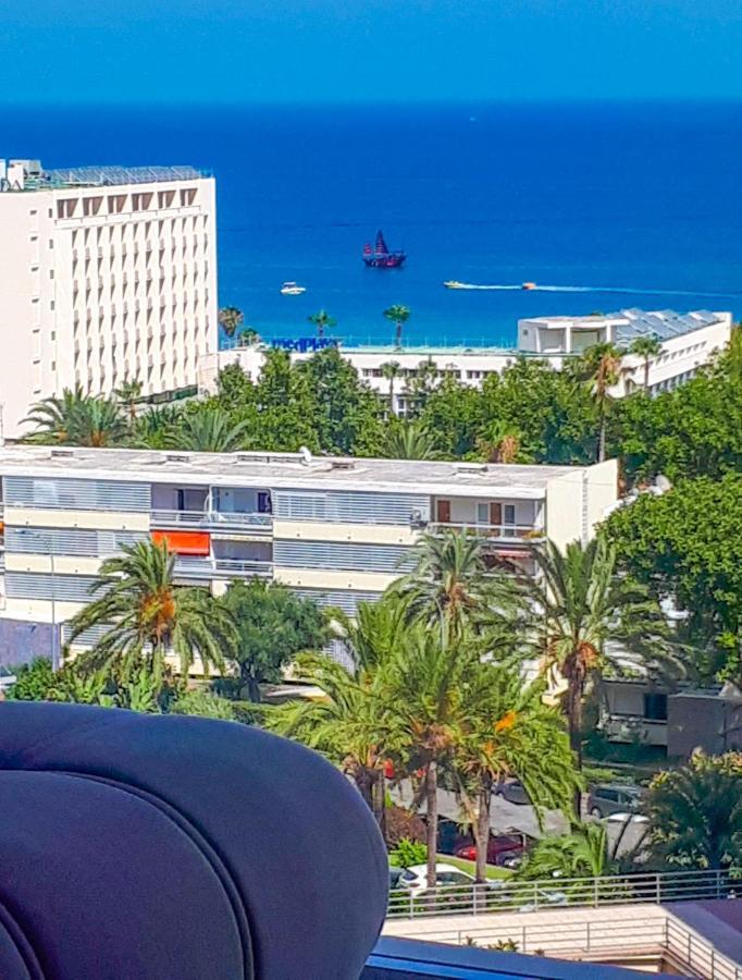 Ferienwohnung Atico Duplex Con Vistas Al Mar. Dos Plazas De Garaje Torremolinos Exterior foto