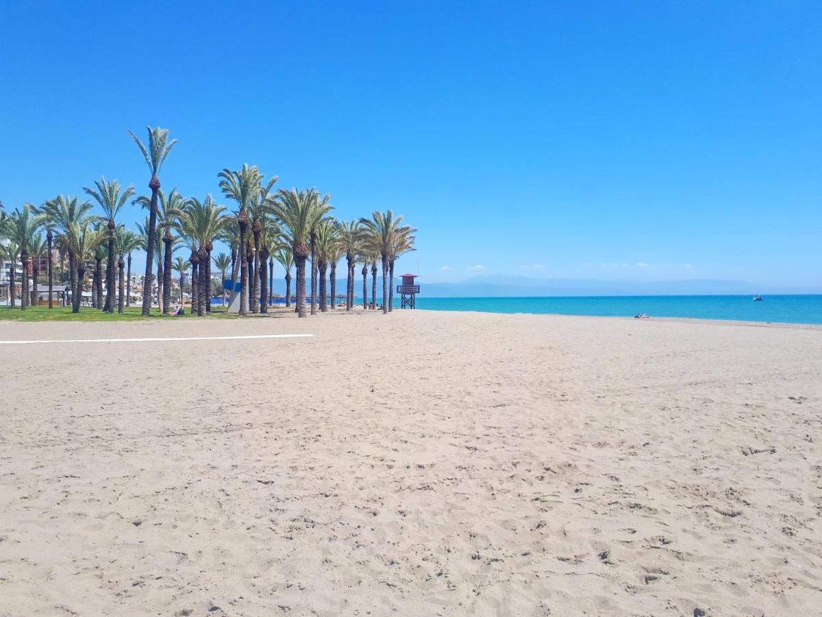 Ferienwohnung Atico Duplex Con Vistas Al Mar. Dos Plazas De Garaje Torremolinos Exterior foto