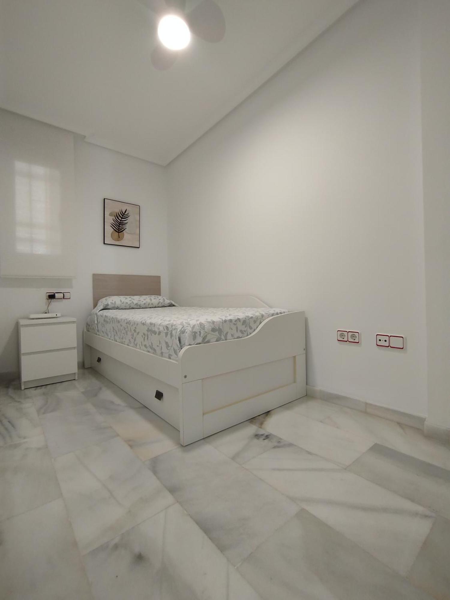 Ferienwohnung Atico Duplex Con Vistas Al Mar. Dos Plazas De Garaje Torremolinos Exterior foto