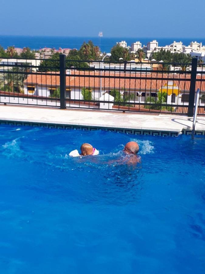 Ferienwohnung Atico Duplex Con Vistas Al Mar. Dos Plazas De Garaje Torremolinos Exterior foto